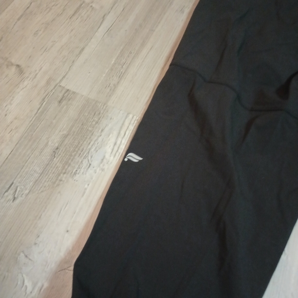 Fabletics - Picture 5 of 5